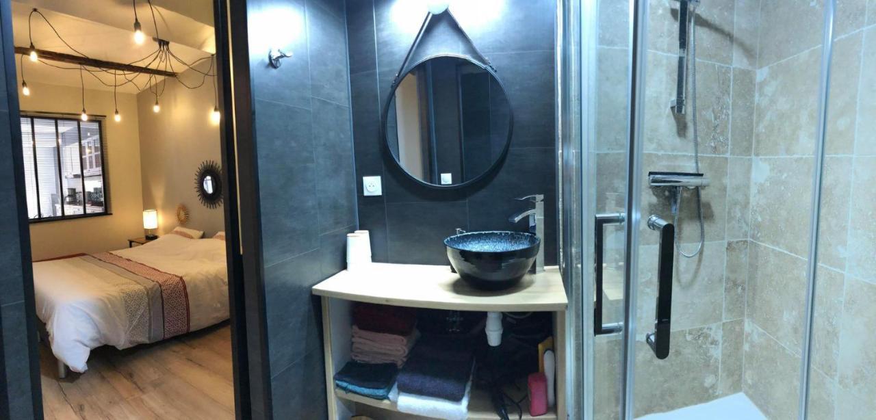 Appartements Chez Delphine Et Guillaume Au Coeur De Semur En Auxois Semur-en-Auxois Exterior foto